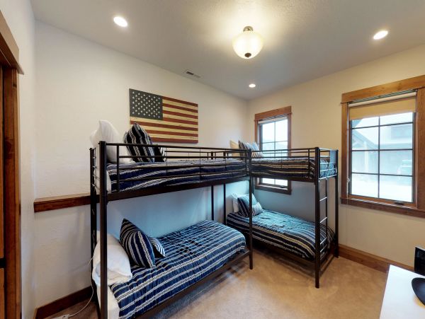 Big Sky Home 1000432