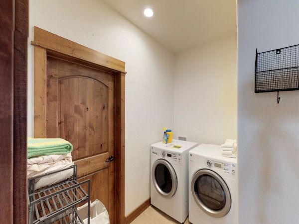 Big Sky Home 1000432