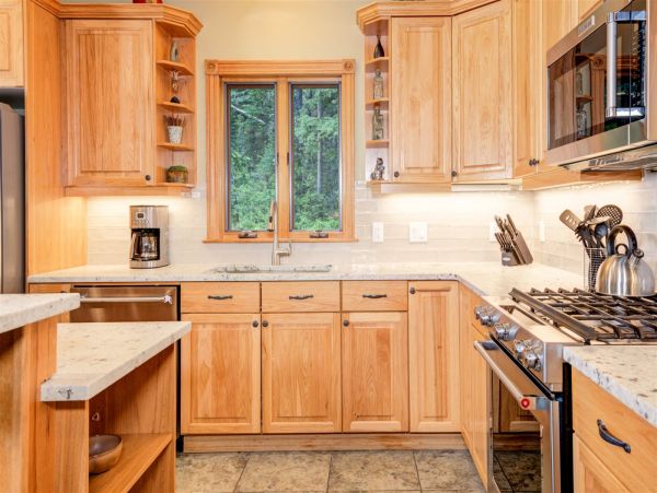 Big Sky 4 Bedroom Ski In Ski Out Vacation Home Sleeps 12