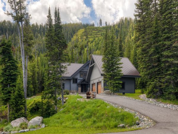Big Sky 4 Bedroom Ski In Ski Out Vacation Home Sleeps 12