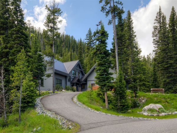 Big Sky 4 Bedroom Ski In Ski Out Vacation Home Sleeps 12