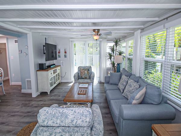 Bradenton Beach 3 Bedroom Vacation Pool Home With Boat Slip