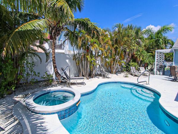 Bradenton Beach 3 Bedroom Vacation Pool Home With Boat Slip