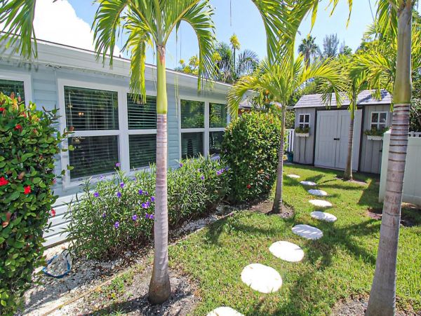 Bradenton Beach 3 Bedroom Vacation Pool Home With Boat Slip