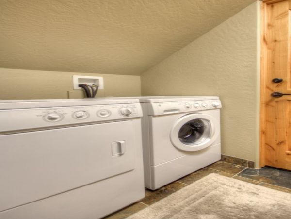 Big Sky Home 1000473