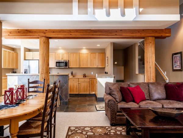 Big Sky Condo 1000475