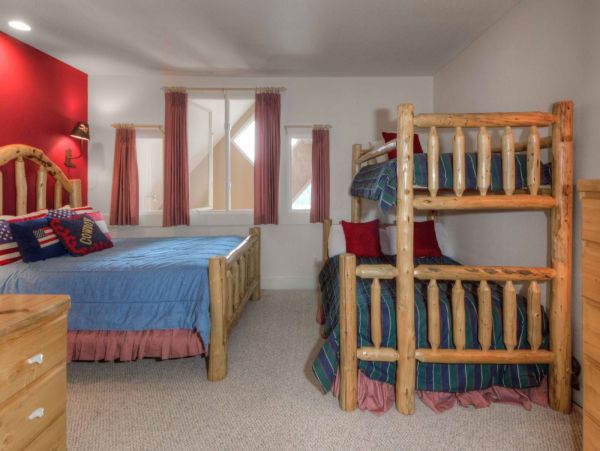Big Sky Condo 1000475