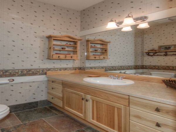 Big Sky Condo 1000475