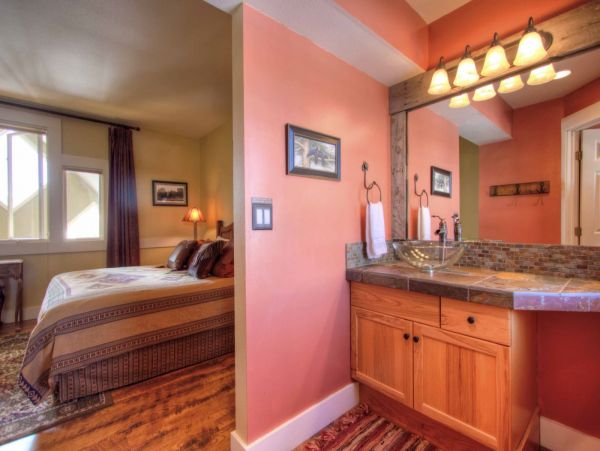 Big Sky Condo 1000476