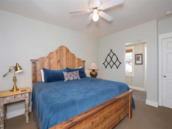 Big Sky Condo 1000477