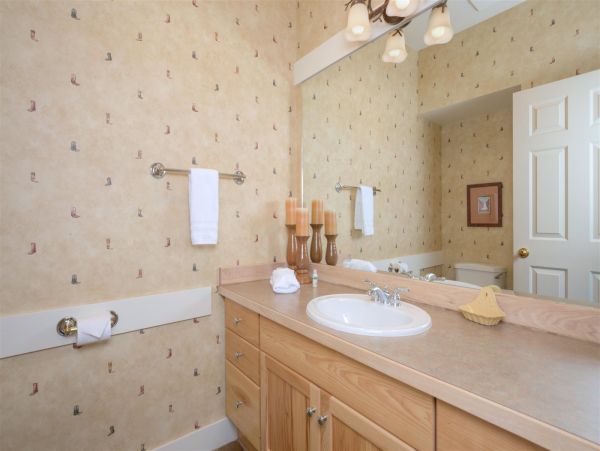 Big Sky Condo 1000477