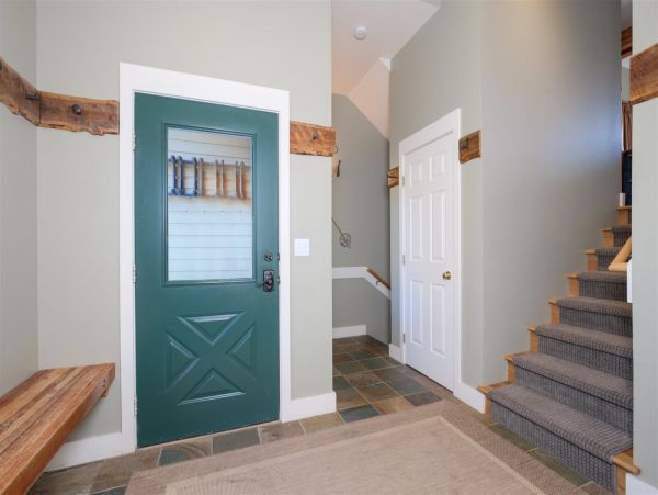 Big Sky Condo 1000477