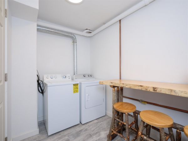 Big Sky Condo 1000477