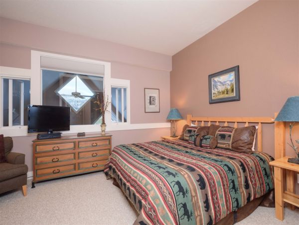 Big Sky Condo 1000478