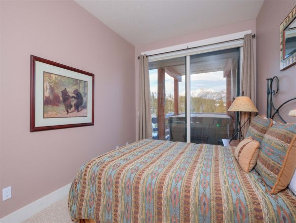 Big Sky Condo 1000478