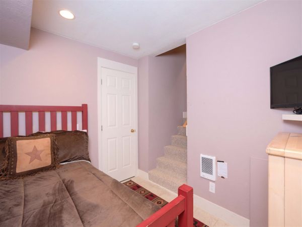 Big Sky Condo 1000478