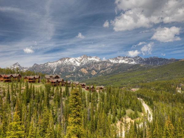 Big Sky Condo 1000479