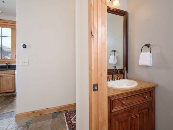 Big Sky Home 1000500