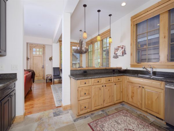 Big Sky Home 1000503