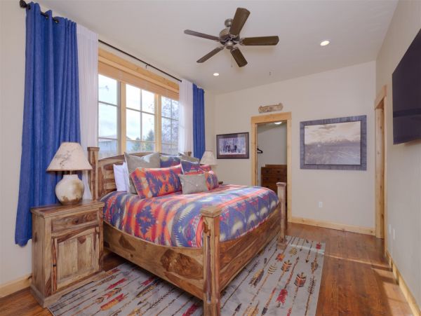 Big Sky Home 1000503