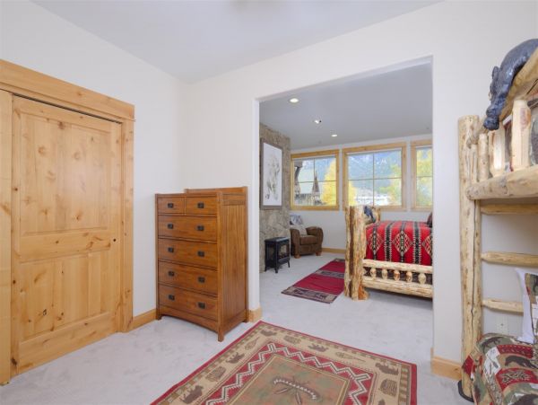 Big Sky Home 1000503