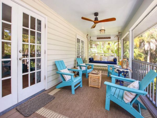 Captiva Renovated 3 Bedroom Vacation Home with Heated Pool