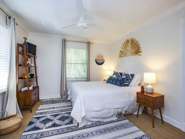 Captiva Renovated 3 Bedroom Vacation Home with Heated Pool