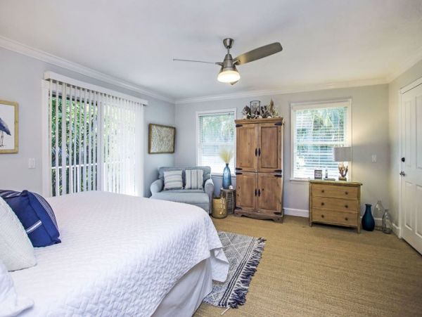Captiva Renovated 3 Bedroom Vacation Home with Heated Pool