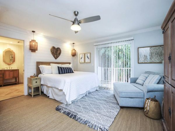 Captiva Renovated 3 Bedroom Vacation Home with Heated Pool