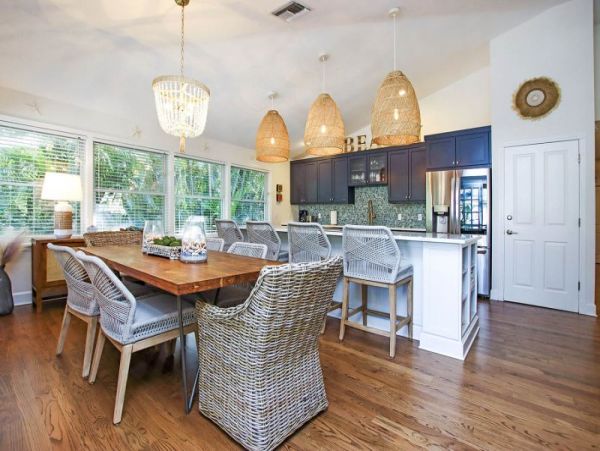 Captiva Renovated 3 Bedroom Vacation Home with Heated Pool