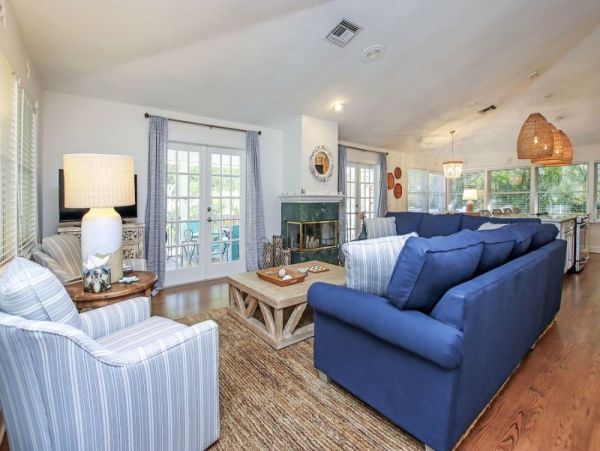 Captiva Renovated 3 Bedroom Vacation Home with Heated Pool