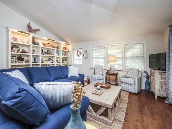 Captiva Renovated 3 Bedroom Vacation Home with Heated Pool