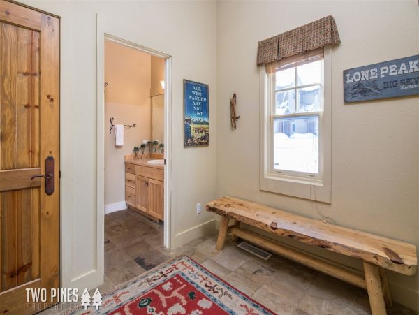Big Sky Home 1000574