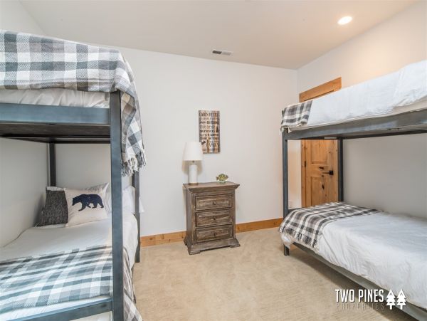 Big Sky Home 1000575