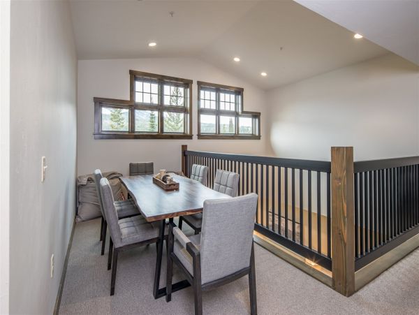 Big Sky Home 1000582