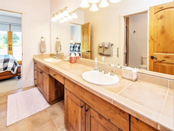 Big Sky Home 1000596