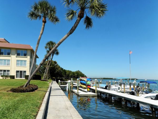 Charming Vacation Condo in Longboat Key Partial Gulf Views