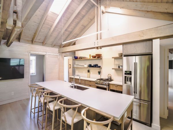 Three Bedroom Vacation Home Walk to the Beach in Haena