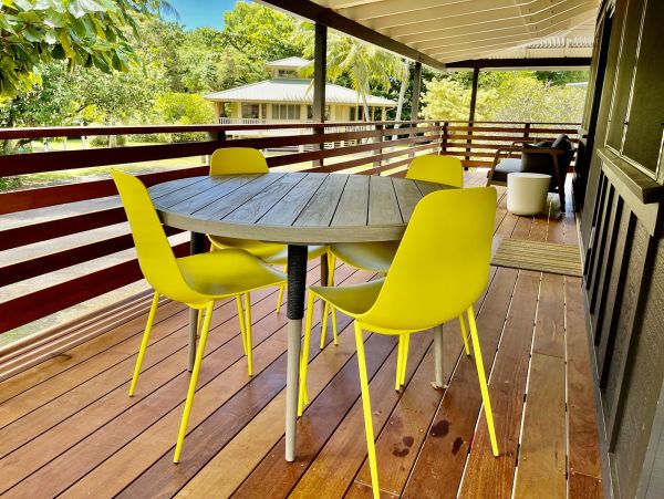 Three Bedroom Vacation Home Walk to the Beach in Haena