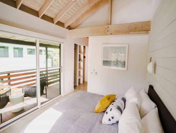 Three Bedroom Vacation Home Walk to the Beach in Haena
