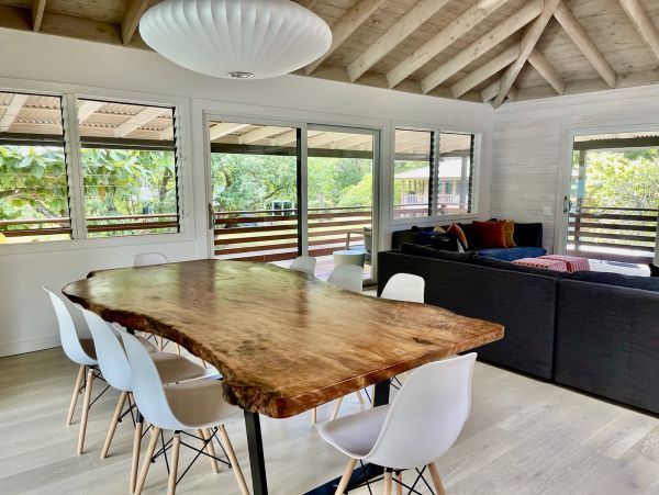 Three Bedroom Vacation Home Walk to the Beach in Haena