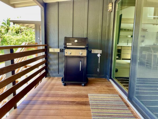 Three Bedroom Vacation Home Walk to the Beach in Haena