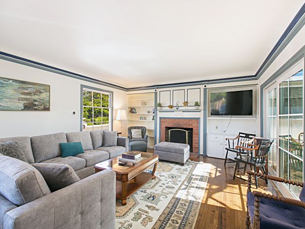 Stunning Vacation Home With 5 Bedrooms In Exclusive La Jolla
