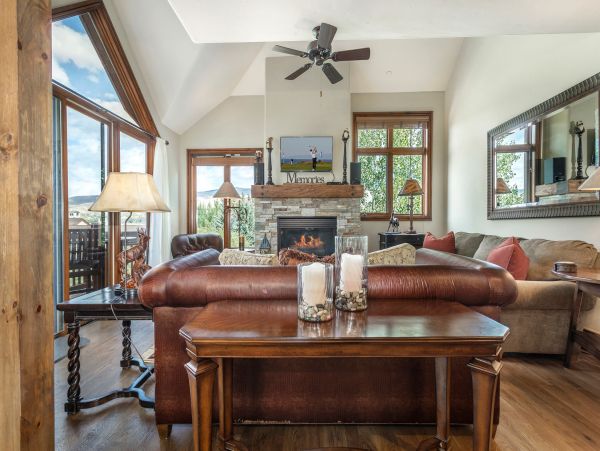 Avon Luxury Vacation Rental Home Mountain Views Sleeps 10