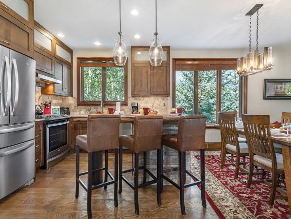 Avon Luxury Vacation Rental Home Mountain Views Sleeps 10