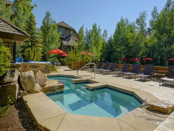 Avon Luxury Vacation Rental Home Mountain Views Sleeps 10