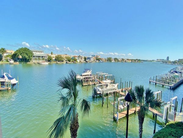 Bay Views Vacation Condo in Clearwater Beach Three Bedroom