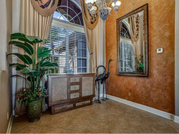 Cape Coral Vacation Home Three Bedrooms With Pool Sleeps 6