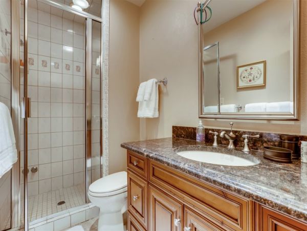 East Vail Golf Course Townhome 5 min walk to Shuttle stop