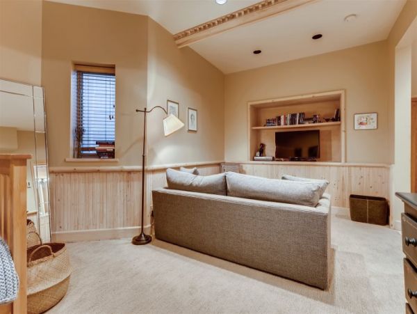 East Vail Golf Course Townhome 5 min walk to Shuttle stop